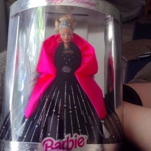 HAPPY HOLIDAYS BARBIE 1998...has errors.